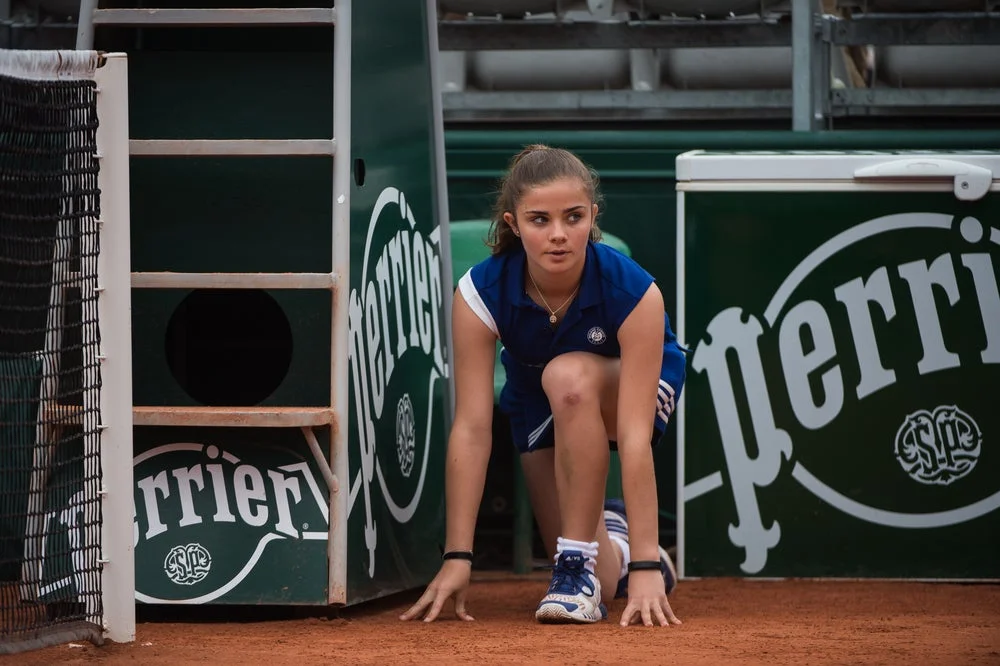 Elena Bleicher - Ramasseuse de balles - Roland-Garros 2016 - Pauline Ballet FFT.png